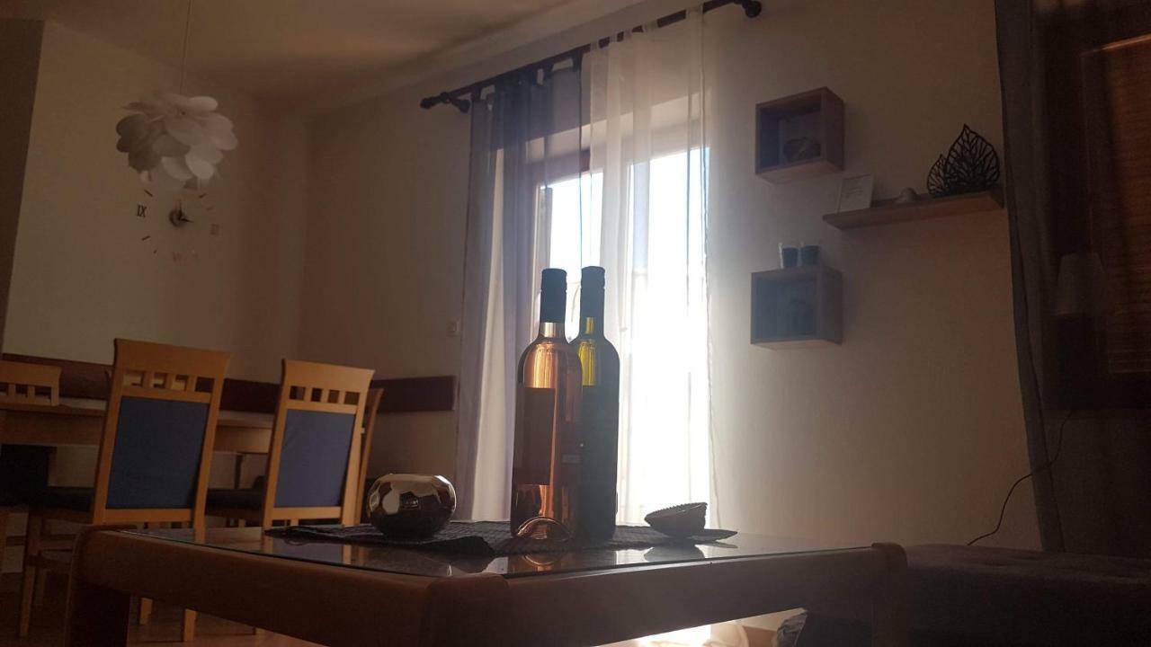 נזרין Apartment Zeljka מראה חיצוני תמונה