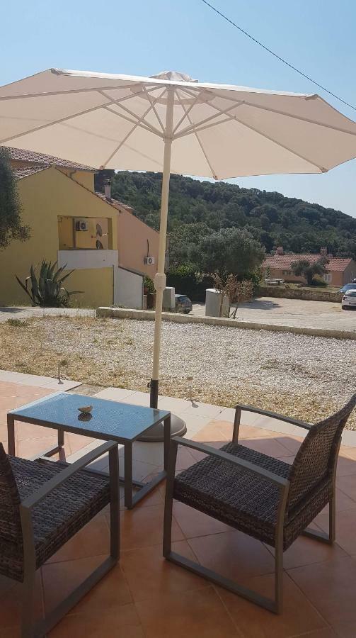 נזרין Apartment Zeljka מראה חיצוני תמונה